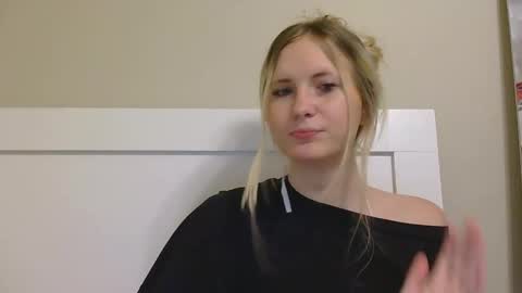 lilib2656 online show from 05/02/26, 02:49
