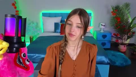 Lili Bakery online show from 11/01/25, 03:30