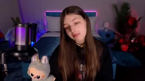 Lili Bakery online show from 02/14/26, 03:03