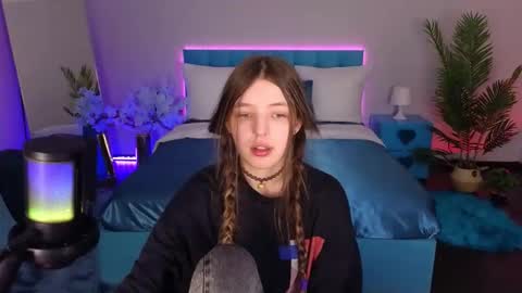 Lili Bakery online show from 02/21/26, 02:12