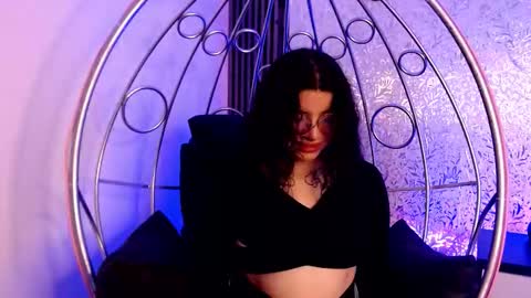  Lili  online show from 12/19/25, 03:57