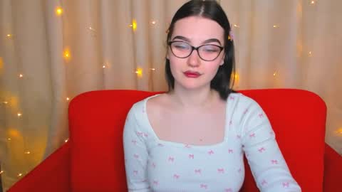 Snapshot of lilibethxx chatting on 12/24/24, 04:44 lilibethxx online show from 12/24/24, 04:44