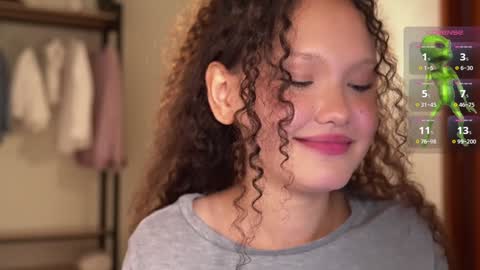 Snapshot of lilicapie chatting on 09/17/25, 03:52 Lilica  online show from 09/17/25, 03:52