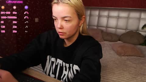 Snapshot of lilieanori chatting on 02/08/25, 05:29 Lilie online show from 02/08/25, 05:29