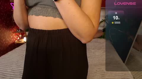 Snapshot of lilieanori chatting on 03/05/25, 10:54 Lilie online show from 03/05/25, 10:54