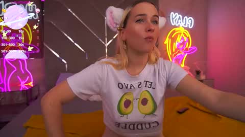 lilielfie online show from 10/04/25, 01:09