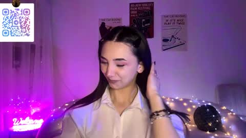 Lina online show from 04/02/26, 10:29