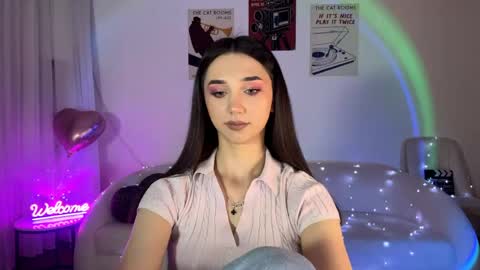 Lina online show from 04/30/26, 10:36