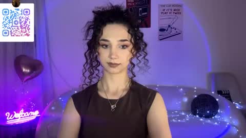 Lina online show from 06/01/26, 10:22