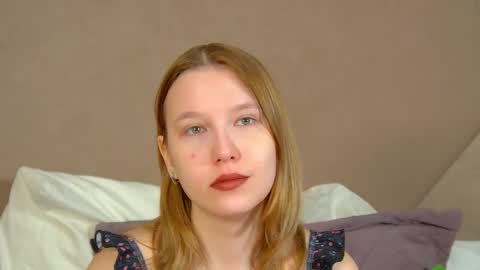 LiliLinn online show from 06/08/26, 04:24