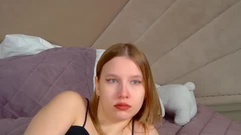 LiliLinn online show from 06/13/26, 05:05