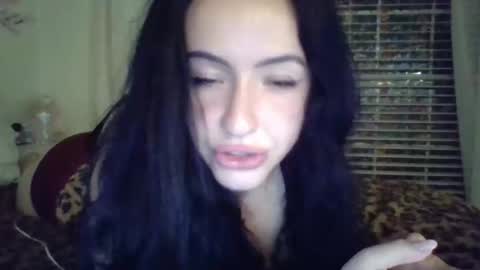 lililuvsy0u online show from 05/18/26, 04:40