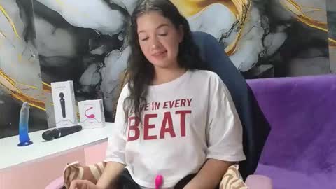 lilimini online show from 02/09/26, 08:02