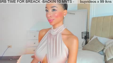 Lili  online show from 03/01/25, 05:20