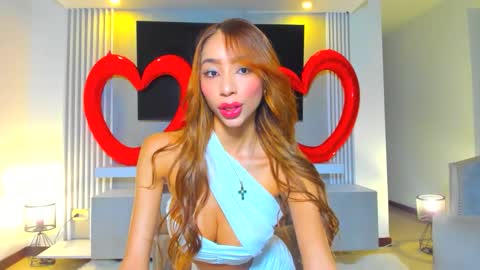 Lili  online show from 02/15/26, 02:08