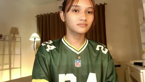 Chloe online show from 03/04/25, 05:42