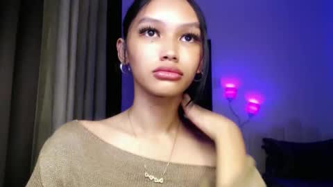 Snapshot of lilit_sensual chatting on 04/29/26, 09:13 Chloe online show from 04/29/26, 09:13