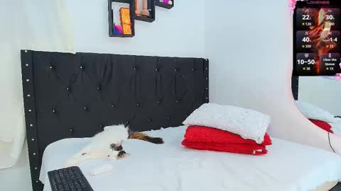 Lilith online show from 11/18/25, 03:01