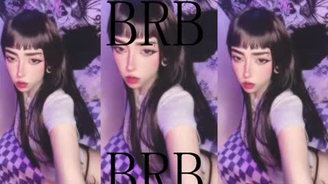 Snapshot of lilith_blass chatting on 10/29/25, 02:03 Lilith online show from 10/29/25, 02:03