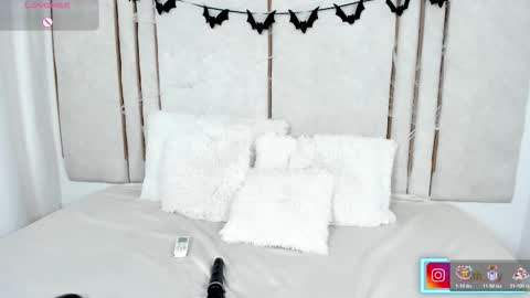 Snapshot of lilith_dry chatting on 10/23/25, 02:49 lilith_dry online show from 10/23/25, 02:49