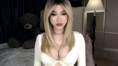 Snapshot of lilith_mazikeen69 chatting on 12/20/24, 04:09 QUEEN LILITH BORBON online show from 12/20/24, 04:09