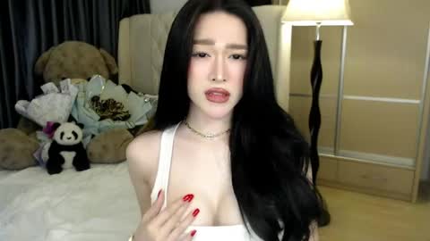 QUEEN LILITH BORBON online show from 04/18/26, 08:09