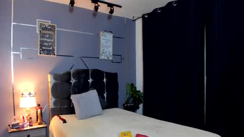 Snapshot of lilith_morgan01 chatting on 10/04/25, 12:47 lilith_morgan01 online show from 10/04/25, 12:47