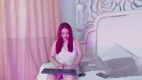 Snapshot of lilith_noirf chatting on 02/18/25, 04:48 LILITH online show from 02/18/25, 04:48