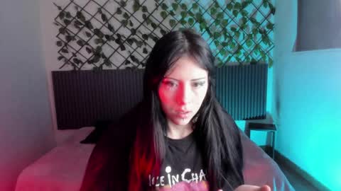 Lilith Patton  online show from 04/01/26, 12:50