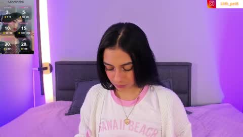 Snapshot of lilith_petit_ chatting on 07/09/26, 01:26 Lili petit online show from 07/09/26, 01:26