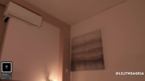 lilith_sage_ online show from 01/14/26, 12:00