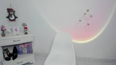 Alejandra  online show from 12/19/25, 05:36