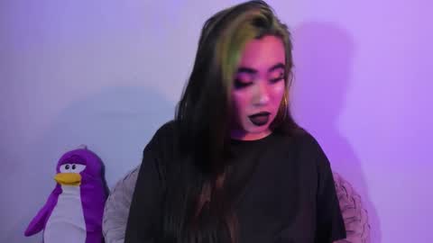 Lilith online show from 11/23/25, 04:23