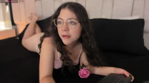 Snapshot of lilithbloom7 chatting on 04/29/26, 04:16 Welcome to Lilith room online show from 04/29/26, 04:16