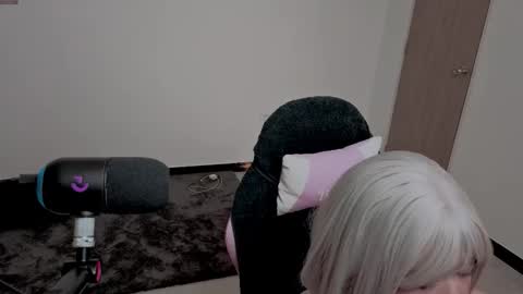 Lilith online show from 11/21/25, 06:39