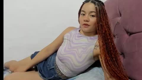 Snapshot of lilithintheeden chatting on 12/19/24, 06:23 Lilith online show from 12/19/24, 06:23