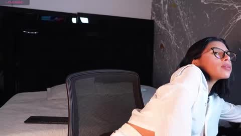 Lilith luxorr online show from 11/24/25, 01:00