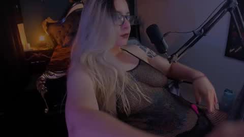 lilithmystic01 online show from 01/26/25, 01:04