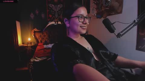 lilithmystic01 online show from 02/08/25, 12:49