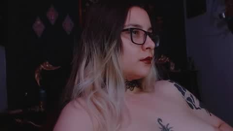 lilithmystic01 online show from 02/22/25, 02:50