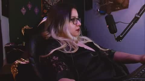 lilithmystic01 online show from 03/08/25, 10:54