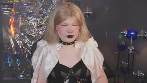 LilithNelson online show from 04/16/26, 04:46