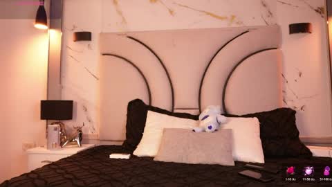 lilithnyx_x online show from 04/04/26, 11:24