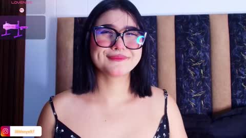 Snapshot of lilithnyx_x chatting on 05/18/26, 03:07 lilithnyx_x online show from 05/18/26, 03:07