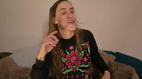 L online show from 12/06/24, 11:22