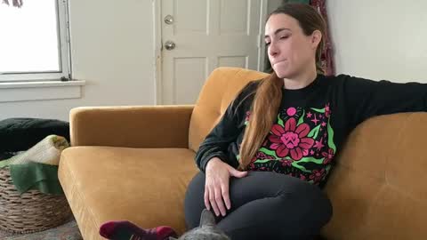 L online show from 10/28/25, 04:42