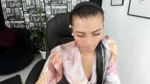 lilithsabeth online show from 01/15/25, 01:12