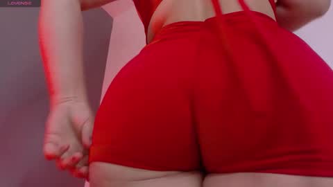 lilithsmith__ online show from 11/05/25, 11:21