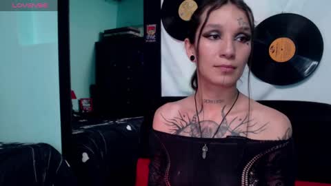 Snapshot of lilithword chatting on 12/13/24, 07:53 Call me Lilith online show from 12/13/24, 07:53