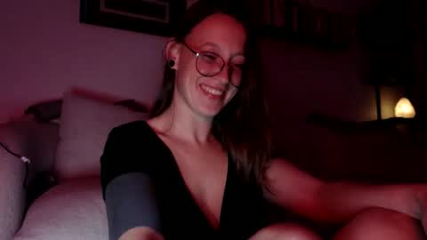 Jay  please help me reach 50 thumbs up online show from 02/01/26, 02:21